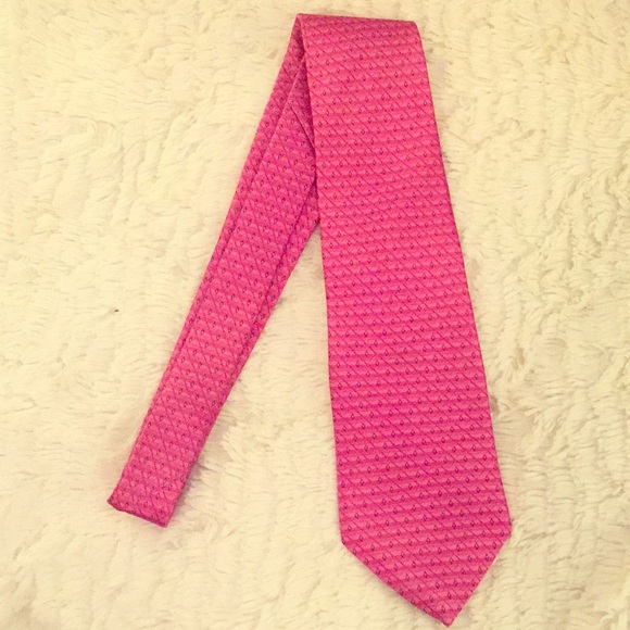 Men’s Tie - Picture 1 of 3